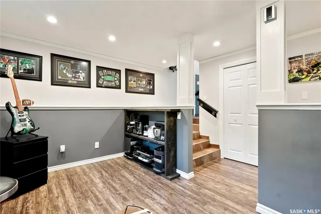 559 Delaronde Road Saskatoon SK S7J 4A7