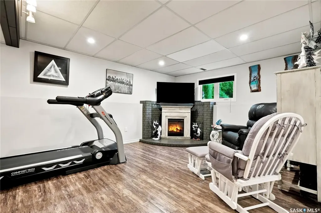 559 Delaronde Road Saskatoon SK S7J 4A7