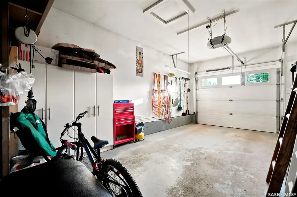 559 Delaronde Road Saskatoon SK S7J 4A7