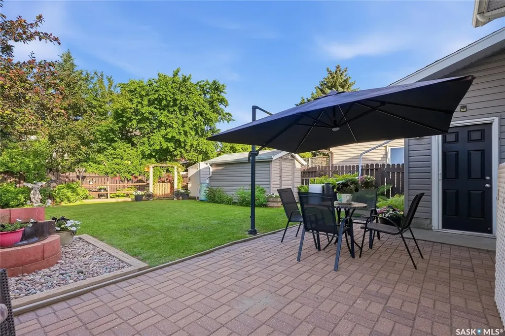 559 Delaronde Road Saskatoon SK S7J 4A7