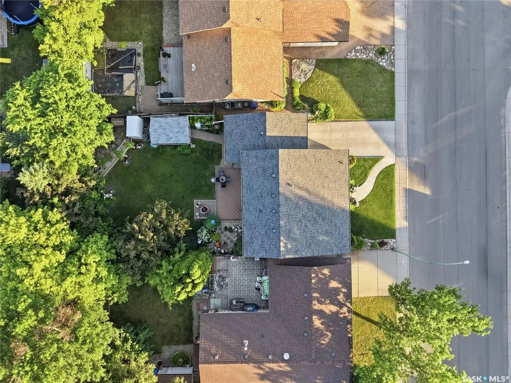 559 Delaronde Road Saskatoon SK S7J 4A7