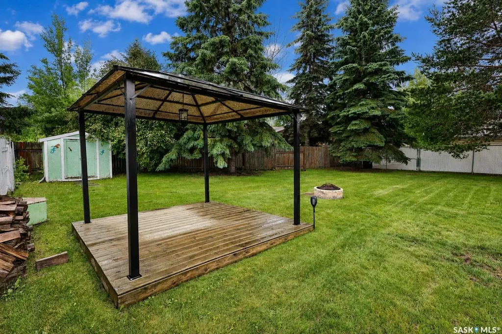 1611 Olive Diefenbaker Drive Prince Albert SK S6V 7V9