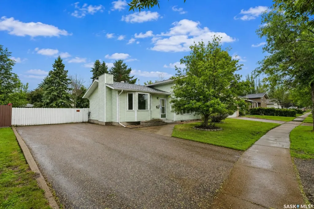 1611 Olive Diefenbaker Drive Prince Albert SK S6V 7V9