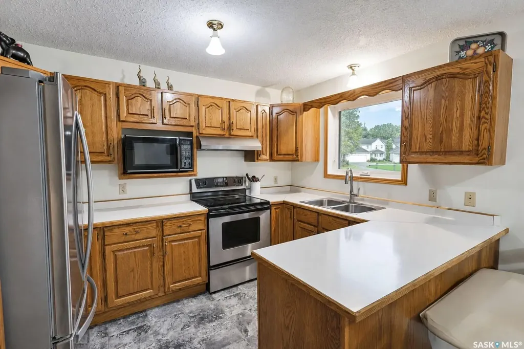1611 Olive Diefenbaker Drive Prince Albert SK S6V 7V9