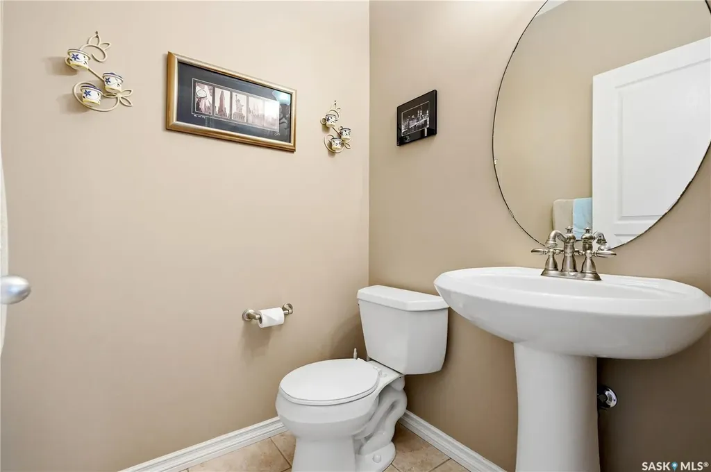 6178 Wascana Court Way Regina SK S4V 3E8