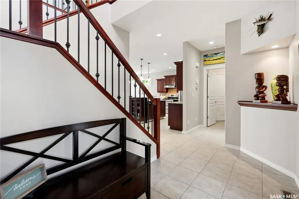 6178 Wascana Court Way Regina SK S4V 3E8