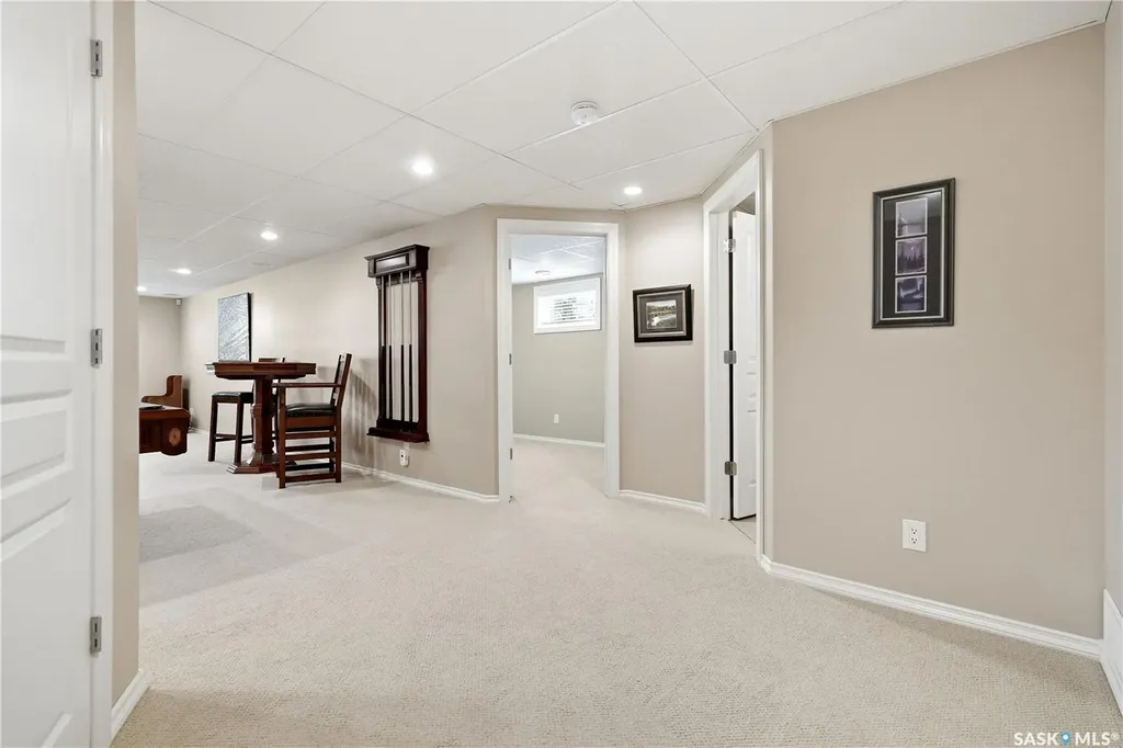 6178 Wascana Court Way Regina SK S4V 3E8