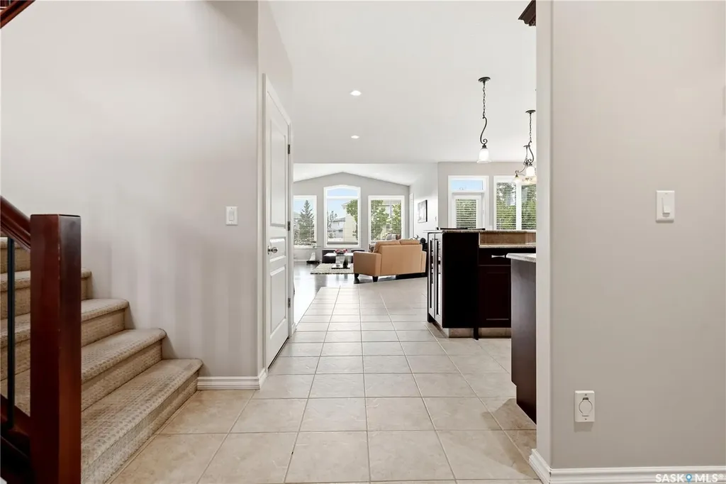 6178 Wascana Court Way Regina SK S4V 3E8