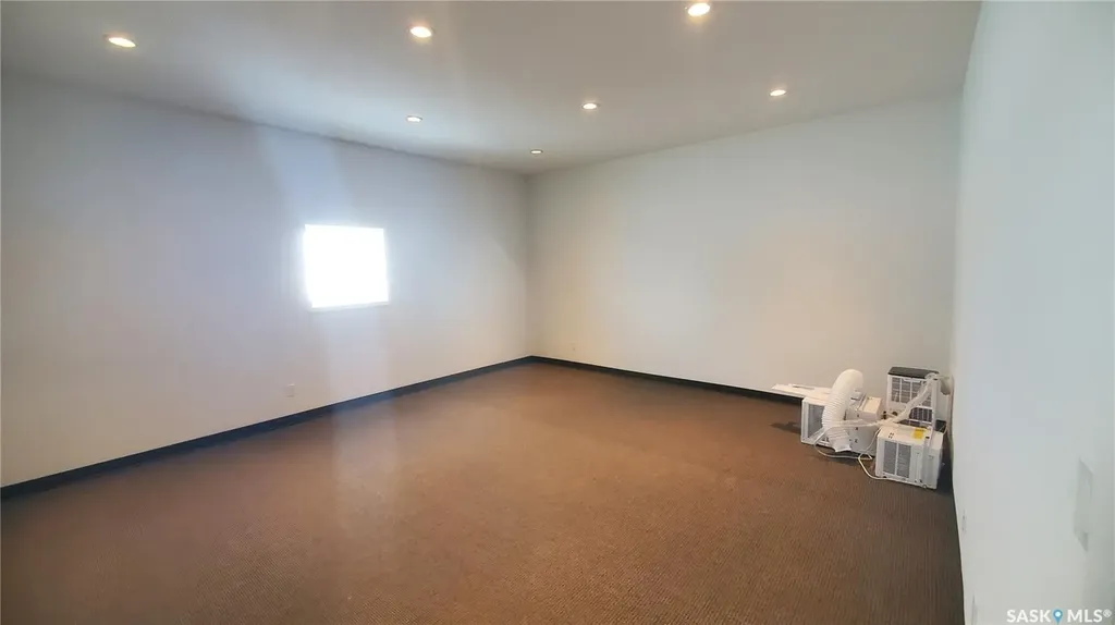 230 Pierce Drive Weyburn Rm No. 67 SK S4H 2J8