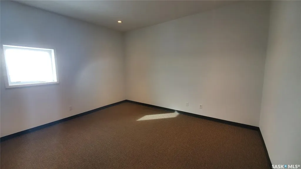 230 Pierce Drive Weyburn Rm No. 67 SK S4H 2J8