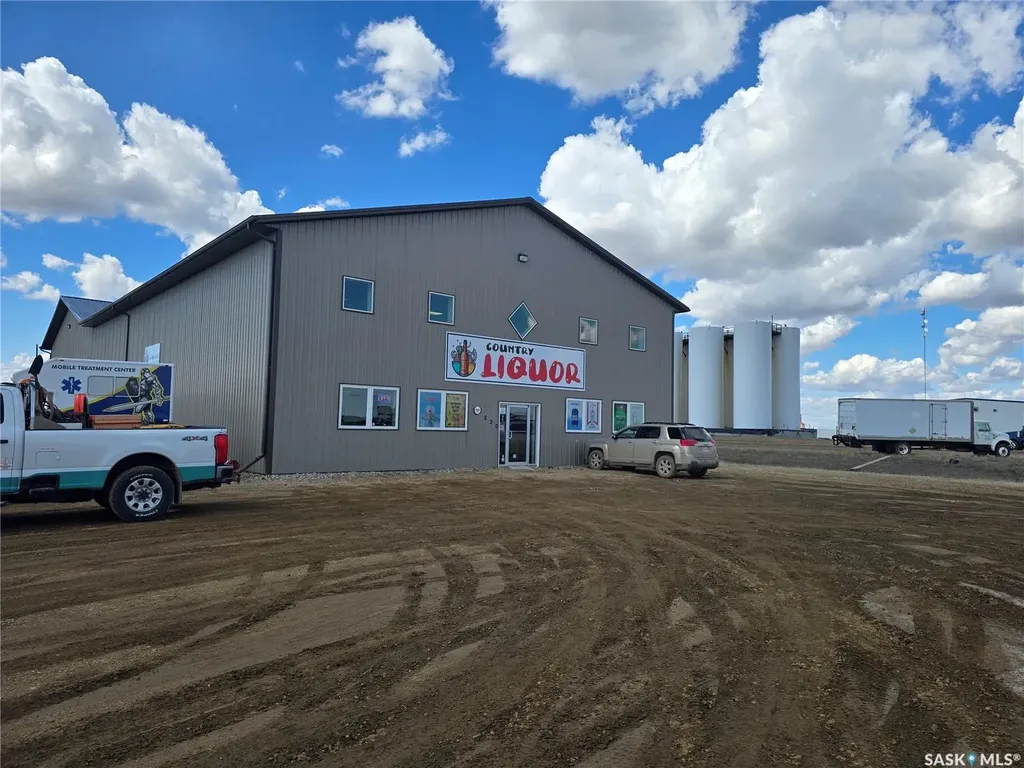 230 Pierce Drive Weyburn Rm No. 67 SK S4H 2J8