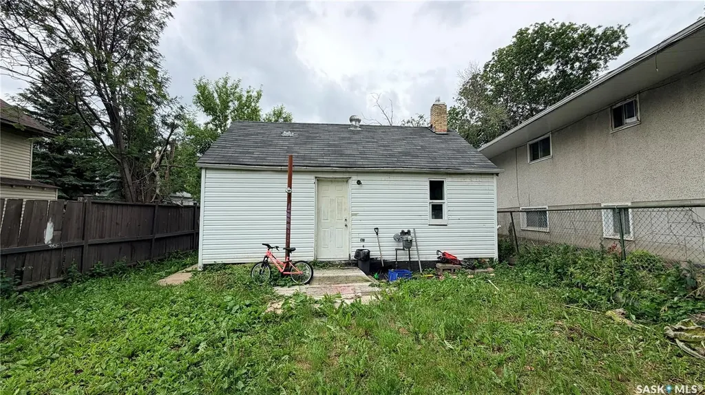 310 6th Street E Prince Albert SK S6V 0N1
