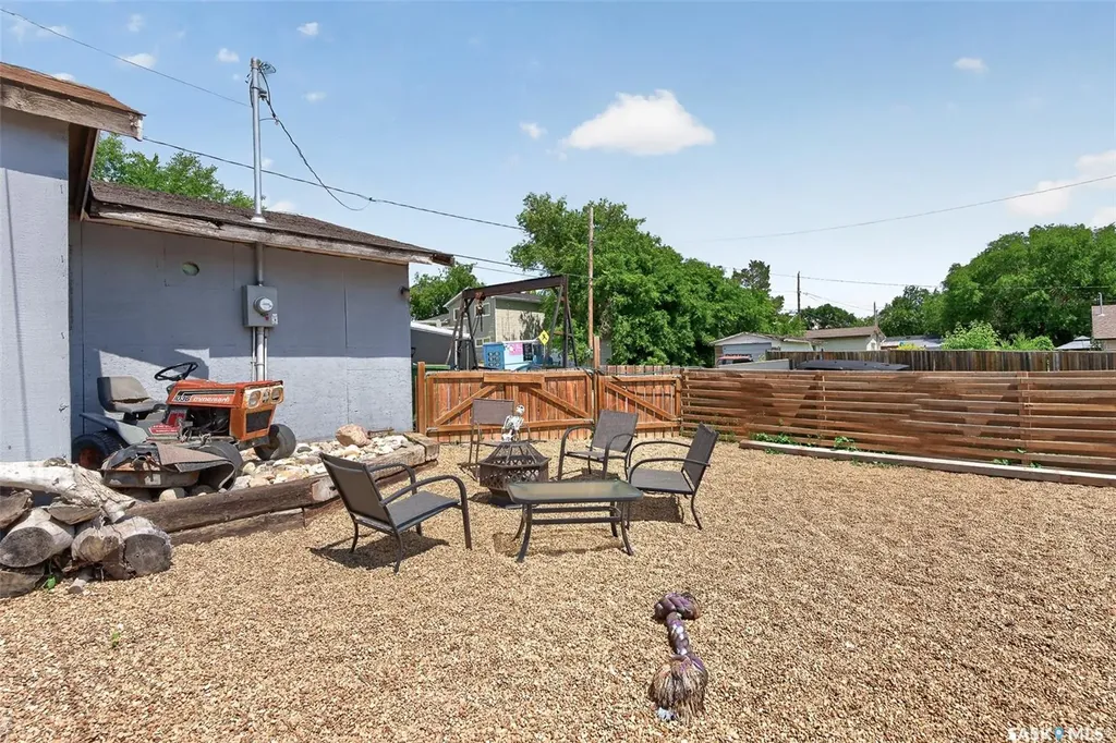 1002 Stadacona Street W Moose Jaw SK S6H 0K9