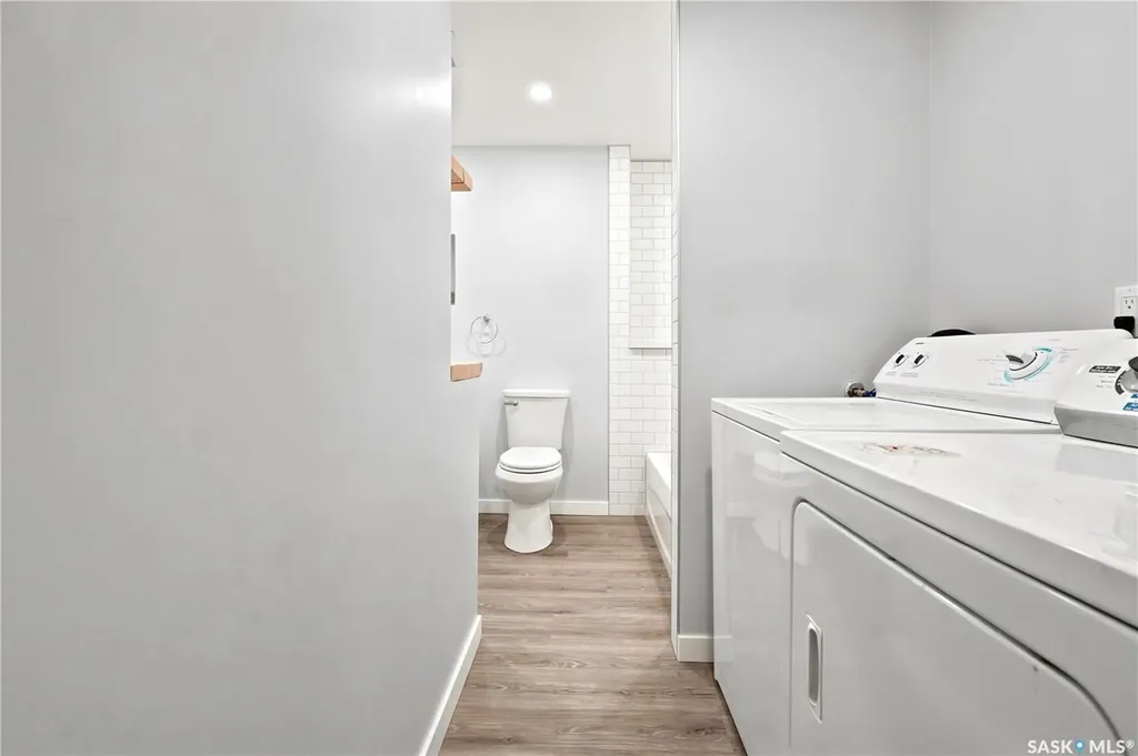 269 Iroquois Street W Moose Jaw SK S6H 5A8