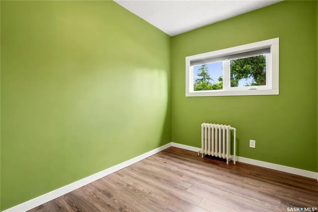 269 Iroquois Street W Moose Jaw SK S6H 5A8