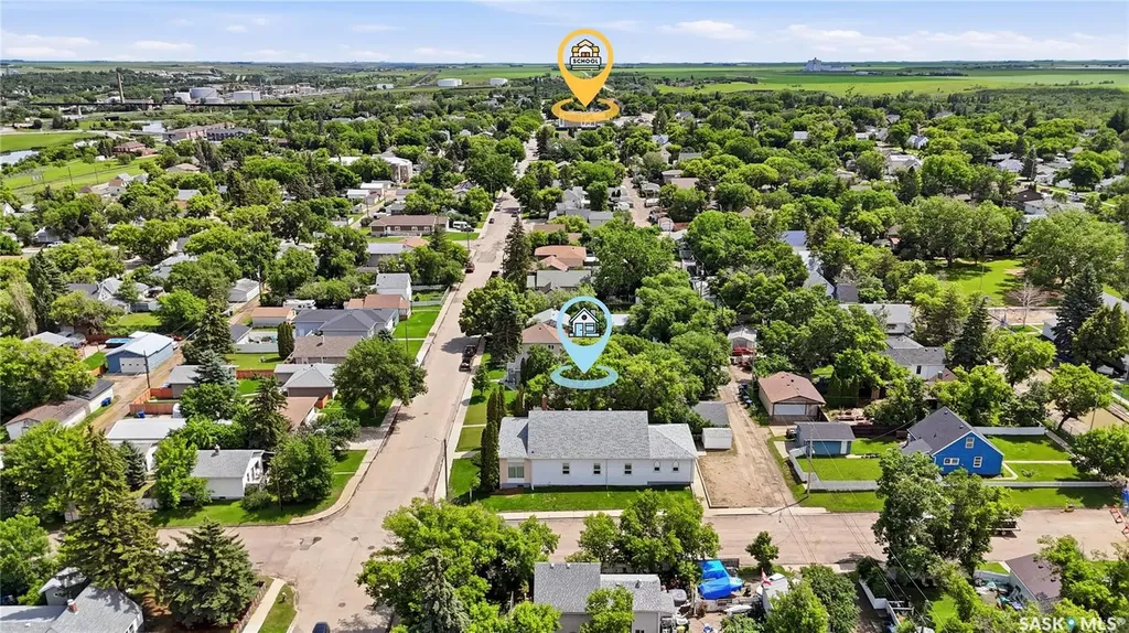 269 Iroquois Street W Moose Jaw SK S6H 5A8