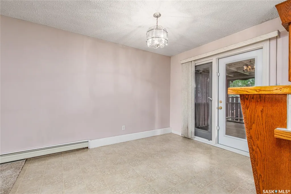 17 Blue Sage Drive Moose Jaw SK S6J 1A5