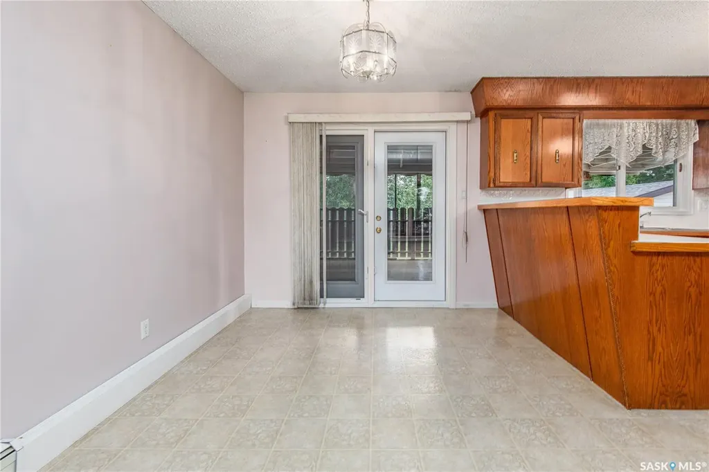 17 Blue Sage Drive Moose Jaw SK S6J 1A5