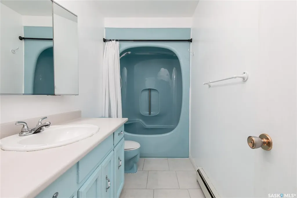 17 Blue Sage Drive Moose Jaw SK S6J 1A5