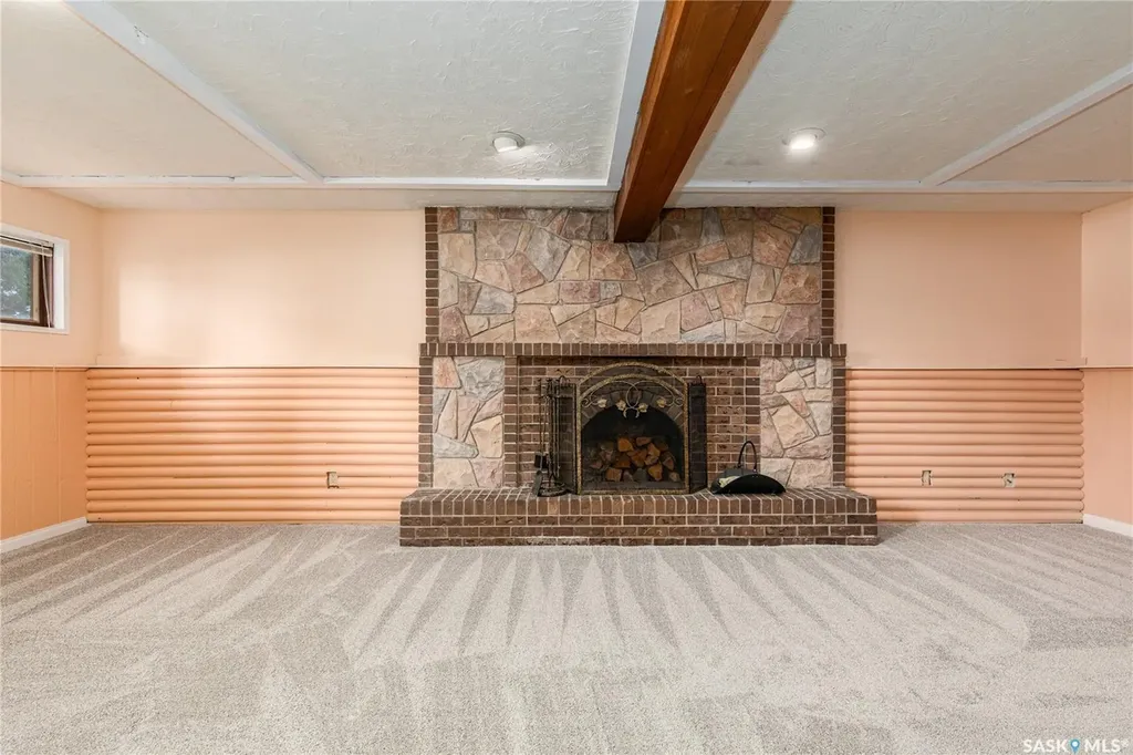17 Blue Sage Drive Moose Jaw SK S6J 1A5