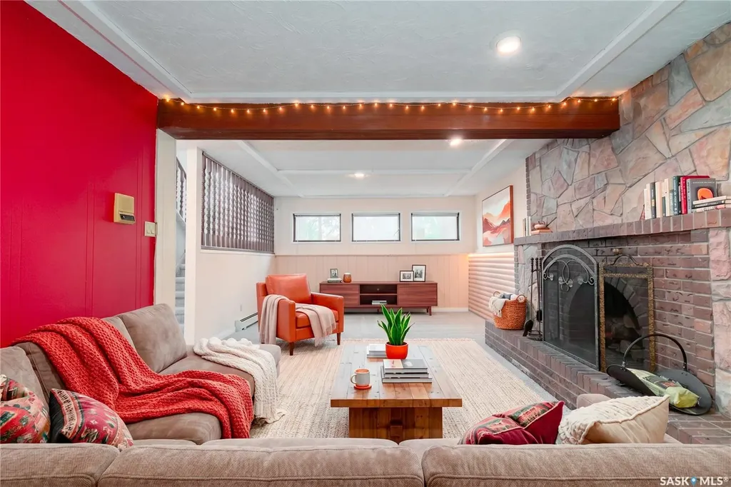 17 Blue Sage Drive Moose Jaw SK S6J 1A5