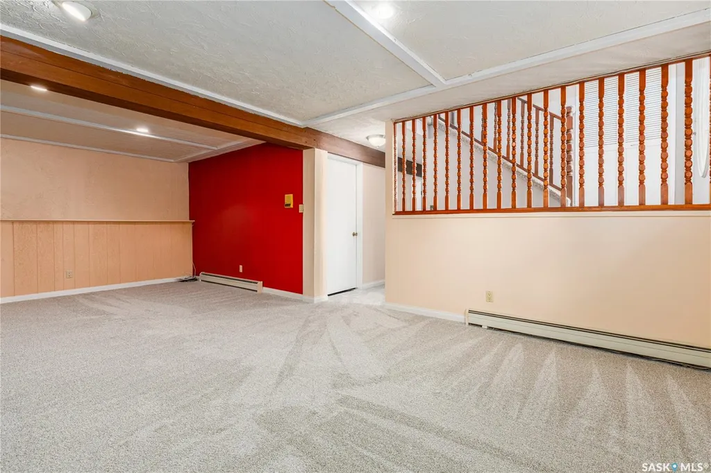 17 Blue Sage Drive Moose Jaw SK S6J 1A5
