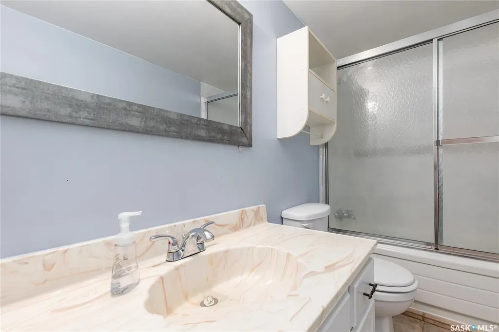 17 Blue Sage Drive Moose Jaw SK S6J 1A5