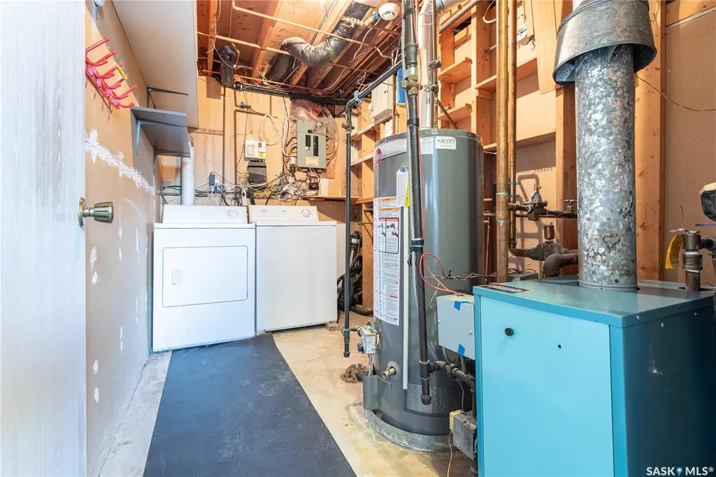 17 Blue Sage Drive Moose Jaw SK S6J 1A5