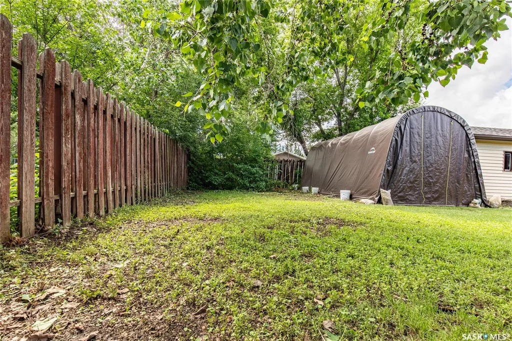 17 Blue Sage Drive Moose Jaw SK S6J 1A5