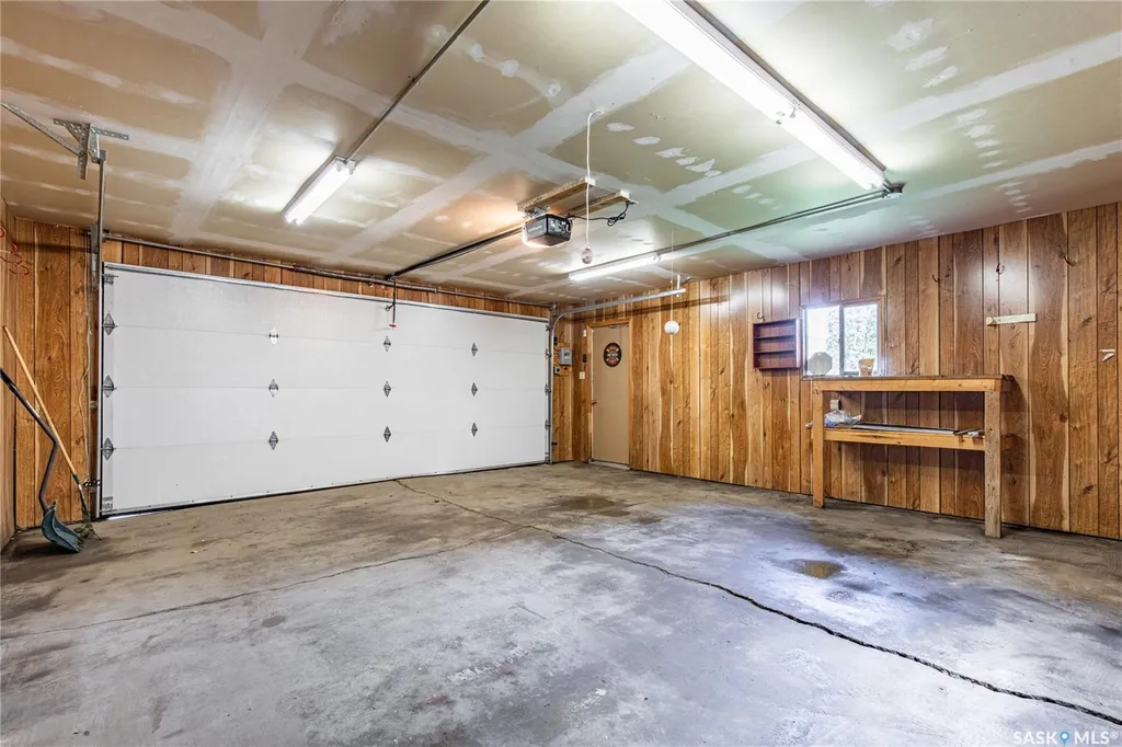 17 Blue Sage Drive Moose Jaw SK S6J 1A5