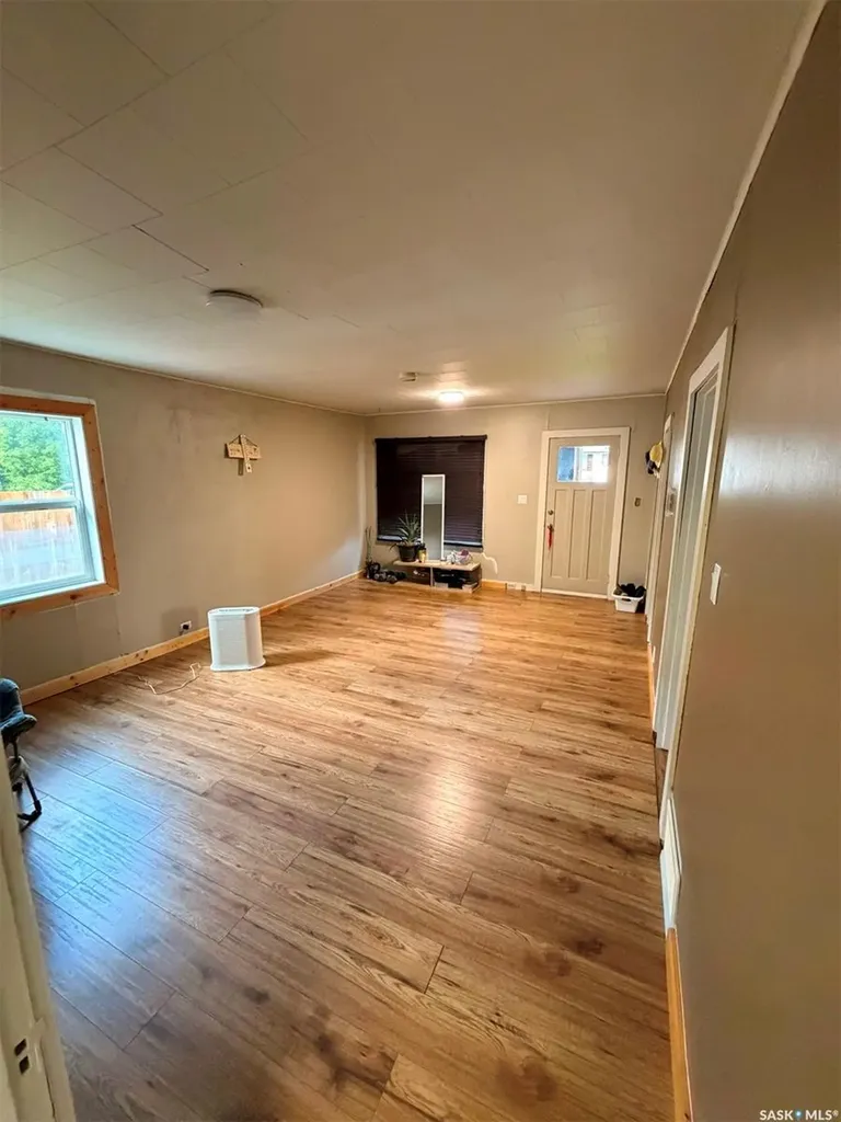 211 3rd Street W Meadow Lake SK S9X 1C7
