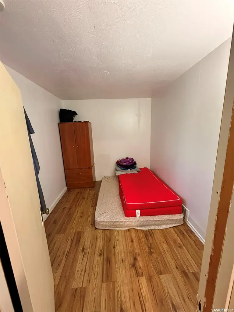 211 3rd Street W Meadow Lake SK S9X 1C7