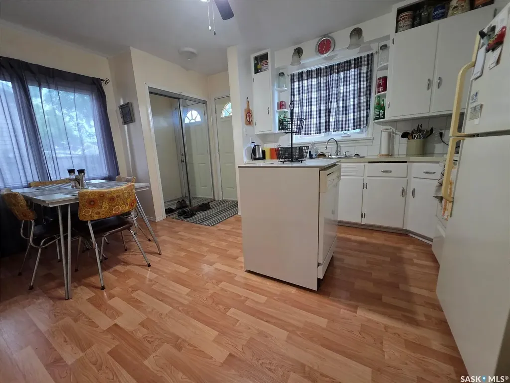 185 3rd Avenue SE Swift Current SK S9H 3K3