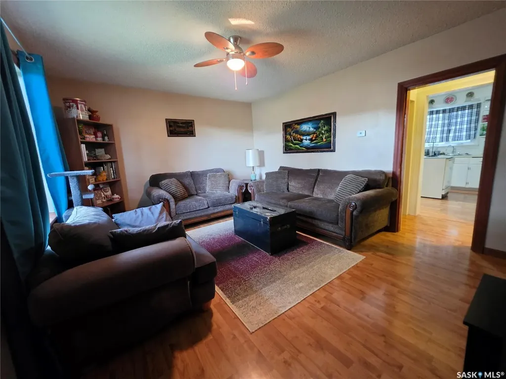 185 3rd Avenue SE Swift Current SK S9H 3K3