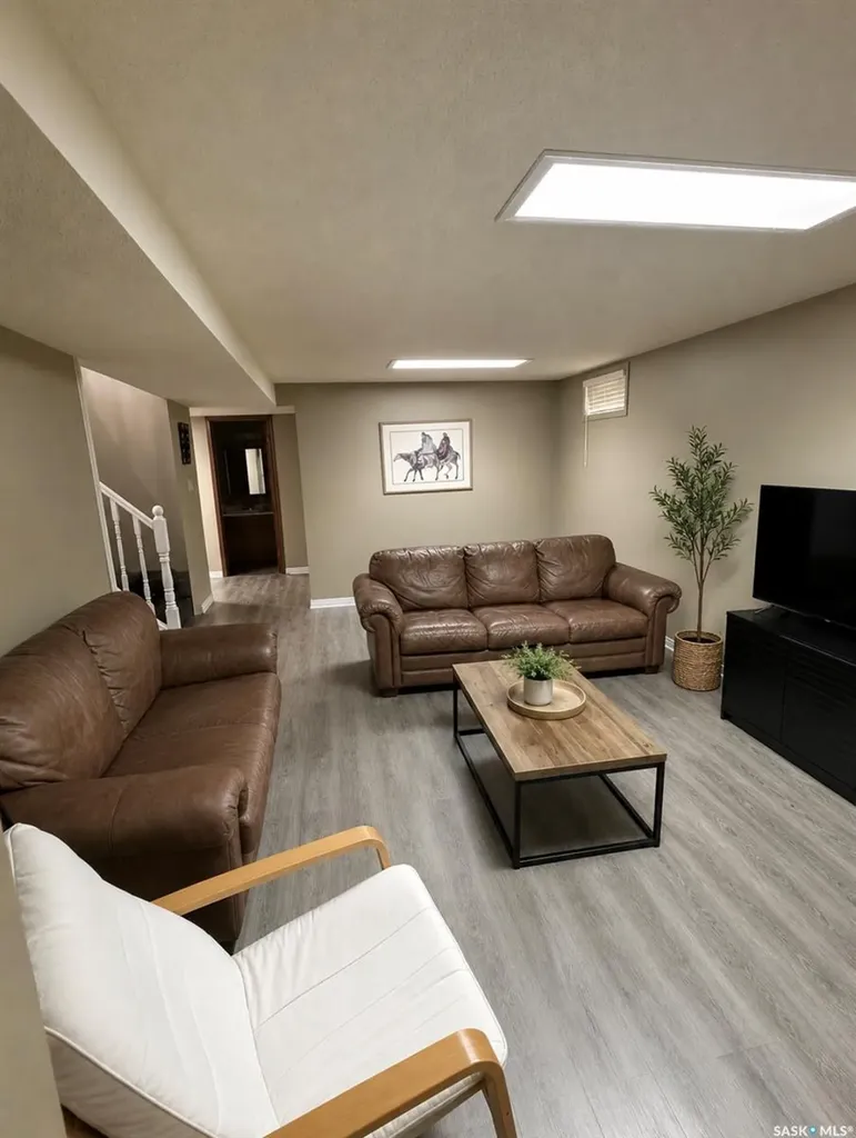 302 Watson Crescent Nipawin SK S0E 1E0