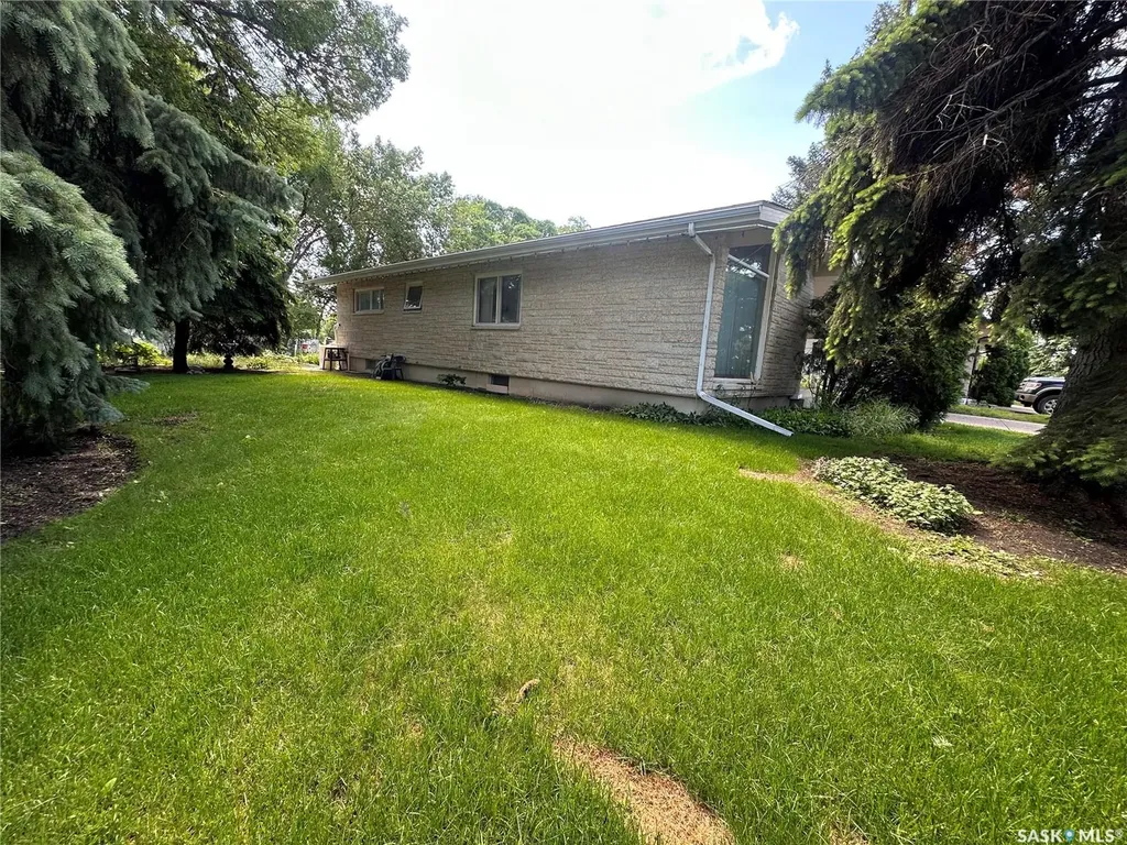 3 Mossfield Place Yorkton SK S3N 2R1