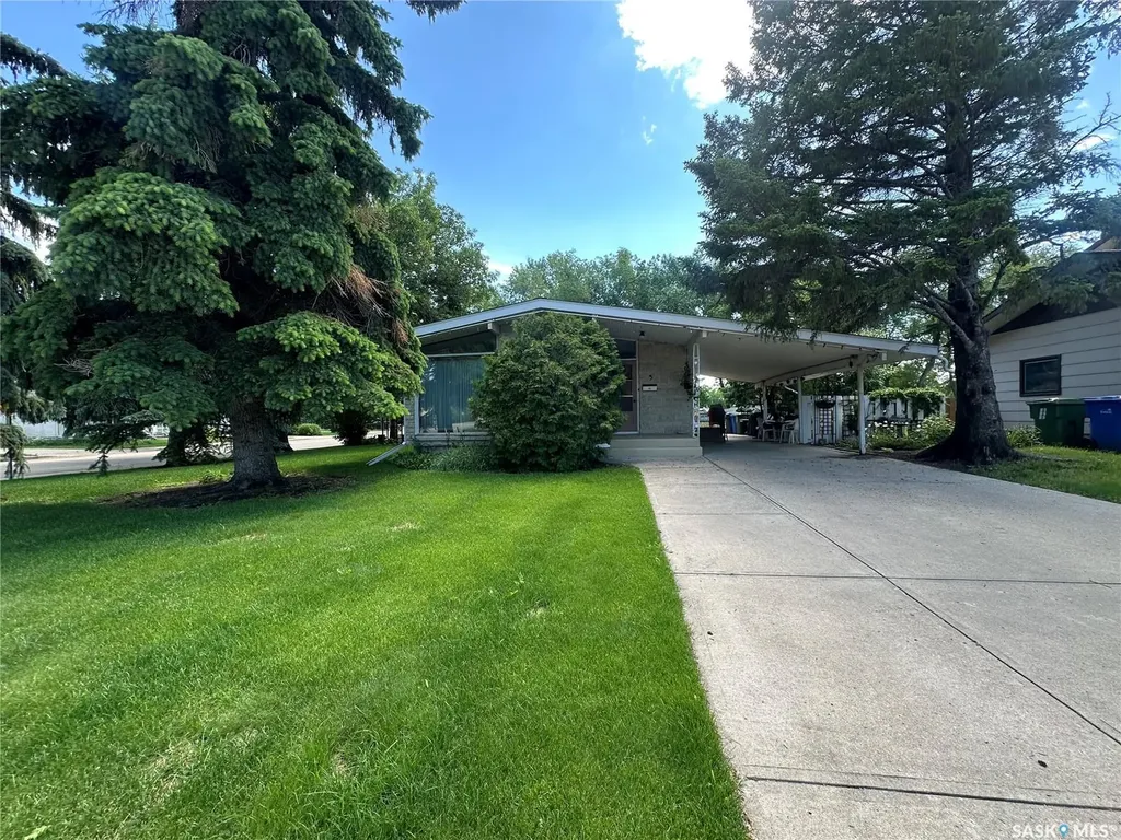 3 Mossfield Place Yorkton SK S3N 2R1