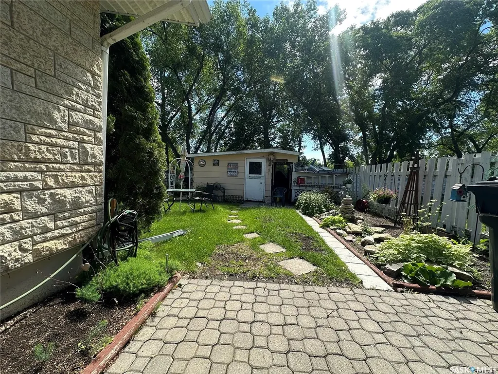 3 Mossfield Place Yorkton SK S3N 2R1