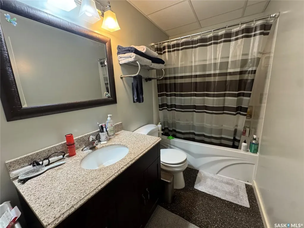 691 Barber Crescent Weyburn SK S4H 0B9