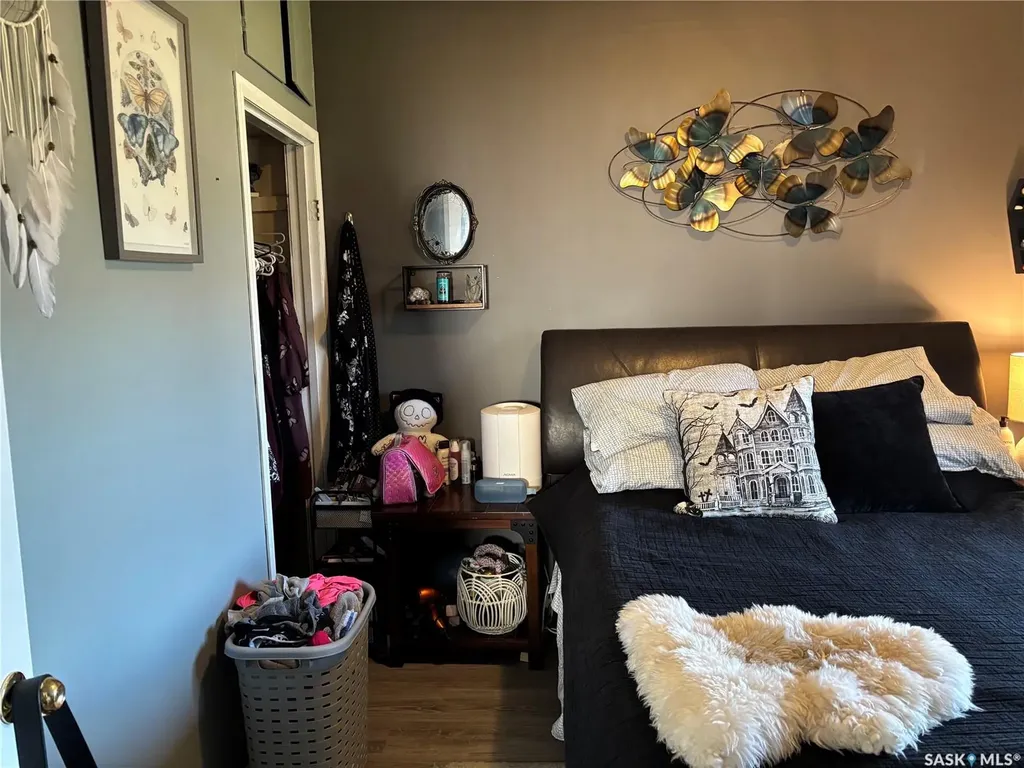 944 Brown Street Moose Jaw SK S6H 2Z2