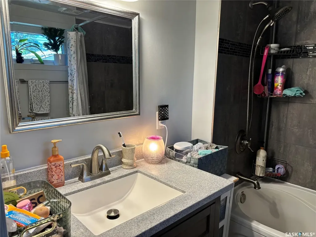 944 Brown Street Moose Jaw SK S6H 2Z2