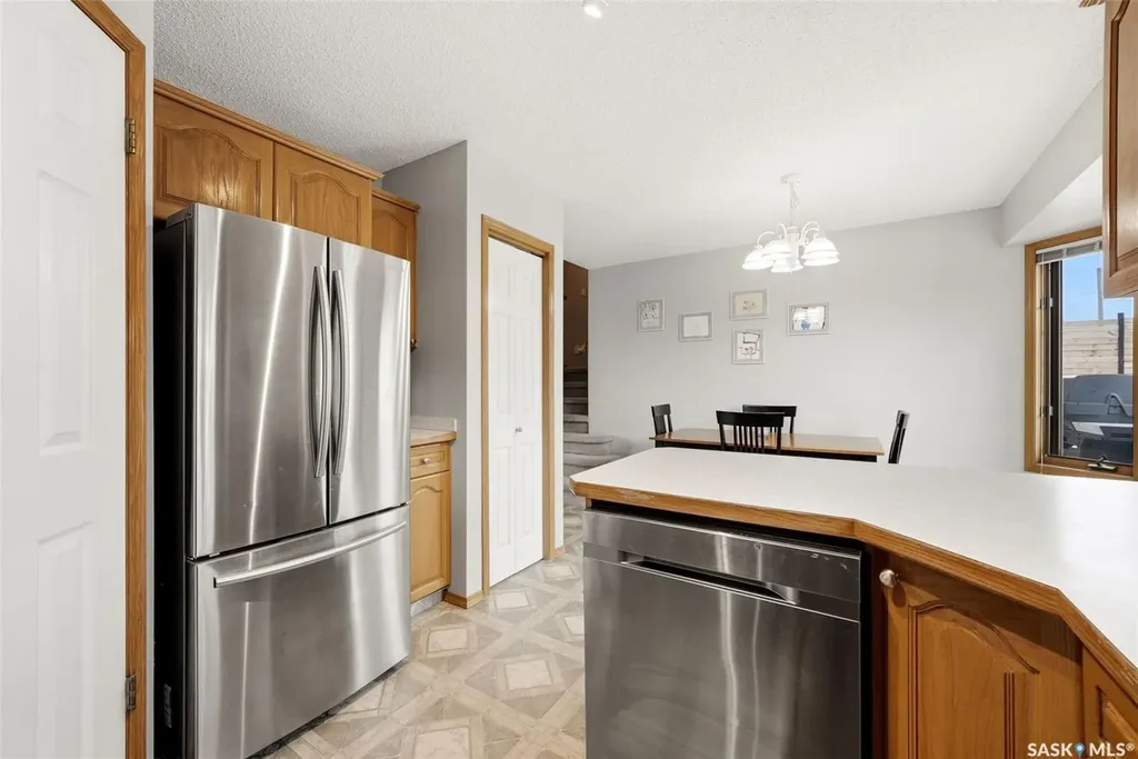 105 Courtside Crescent Pilot Butte SK S0G 3Z0