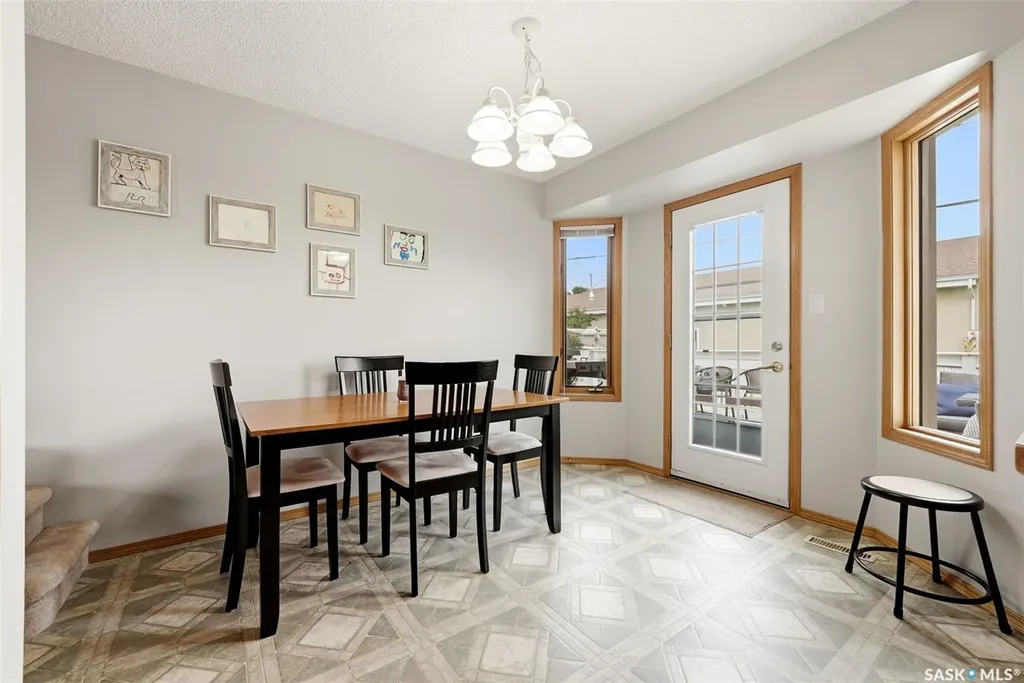 105 Courtside Crescent Pilot Butte SK S0G 3Z0