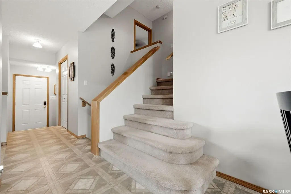 105 Courtside Crescent Pilot Butte SK S0G 3Z0