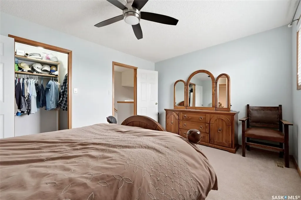 105 Courtside Crescent Pilot Butte SK S0G 3Z0