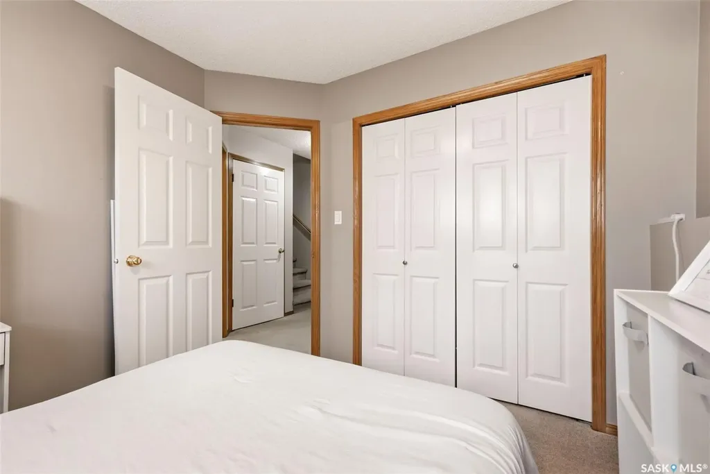 105 Courtside Crescent Pilot Butte SK S0G 3Z0