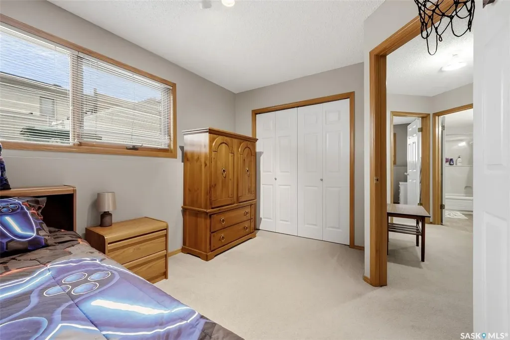 105 Courtside Crescent Pilot Butte SK S0G 3Z0