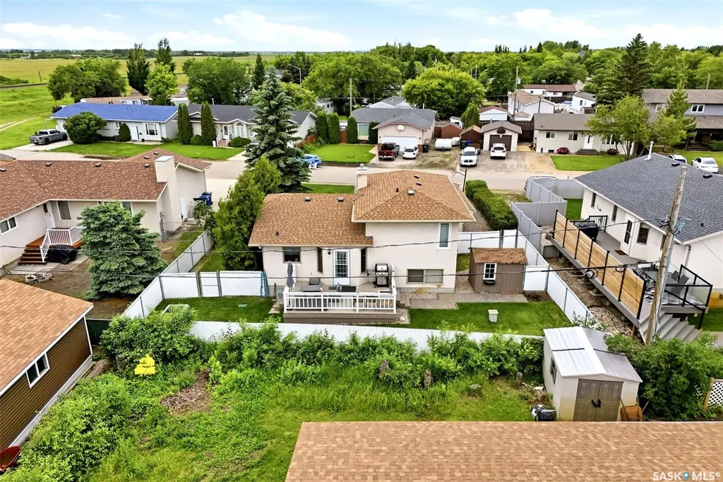 105 Courtside Crescent Pilot Butte SK S0G 3Z0