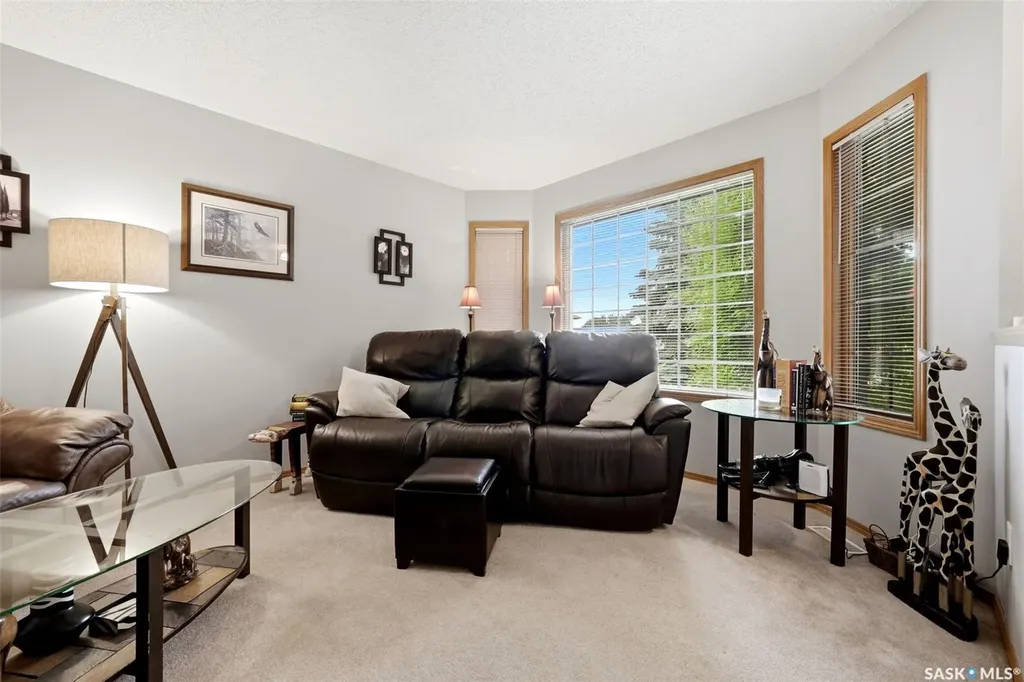 105 Courtside Crescent Pilot Butte SK S0G 3Z0