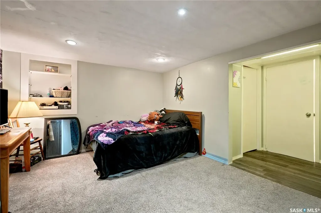 1007 4th Street Rosthern SK S0K 3R0